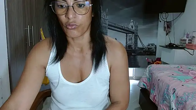 Snapshot of kateleyagrey chatting on 01/19/25, 11:45 kateleyagrey online show from 01/19/25, 11:45