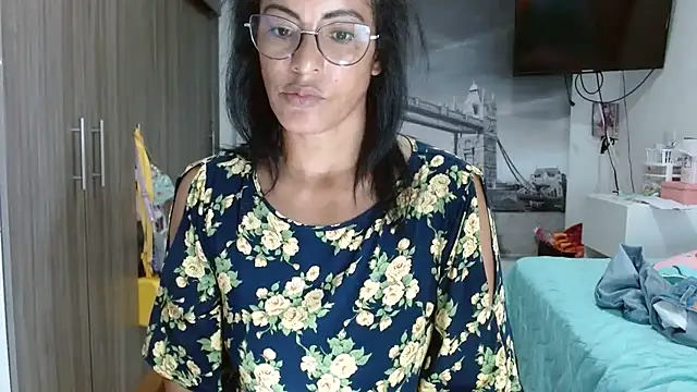 Snapshot of kateleyagrey chatting on 01/22/25, 12:48 kateleyagrey online show from 01/22/25, 12:48