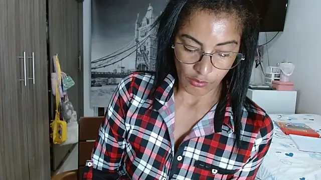 Snapshot of kateleyagrey chatting on 01/29/25, 12:12 kateleyagrey online show from 01/29/25, 12:12