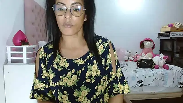 Snapshot of kateleyagrey chatting on 03/09/25, 02:07 kateleyagrey online show from 03/09/25, 02:07