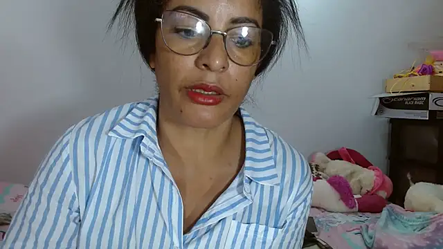 Snapshot of kateleyagrey chatting on 03/16/25, 12:55 kateleyagrey online show from 03/16/25, 12:55