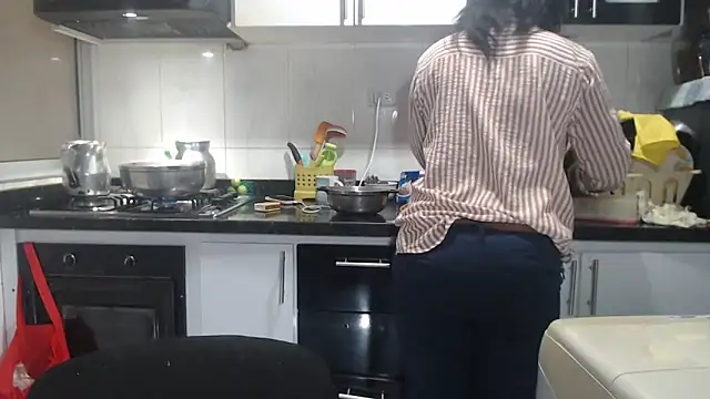 Snapshot of kateleyagrey chatting on 09/13/25, 06:29 kateleyagrey online show from 09/13/25, 06:29