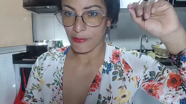 Snapshot of kateleyagrey chatting on 10/09/25, 07:23 kateleyagrey online show from 10/09/25, 07:23