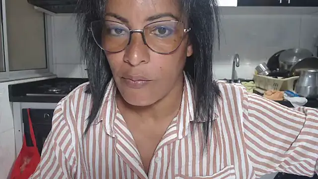 Snapshot of kateleyagrey chatting on 10/17/25, 07:49 kateleyagrey online show from 10/17/25, 07:49