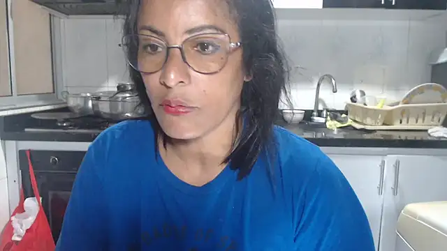 Snapshot of kateleyagrey chatting on 10/18/25, 08:31 kateleyagrey online show from 10/18/25, 08:31