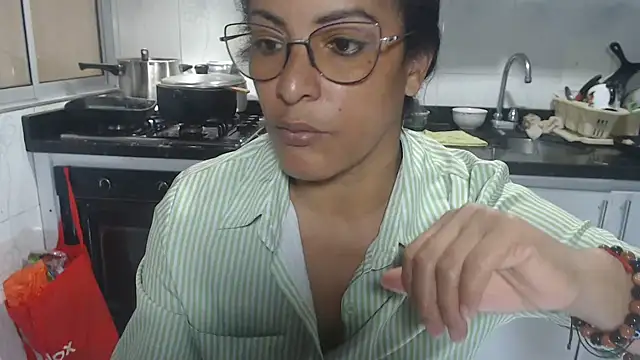 Snapshot of kateleyagrey chatting on 11/01/25, 07:38 kateleyagrey online show from 11/01/25, 07:38