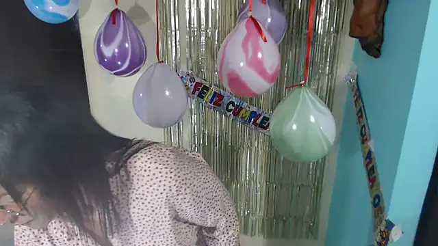 Snapshot of kateleyagrey chatting on 11/19/25, 10:54 kateleyagrey online show from 11/19/25, 10:54