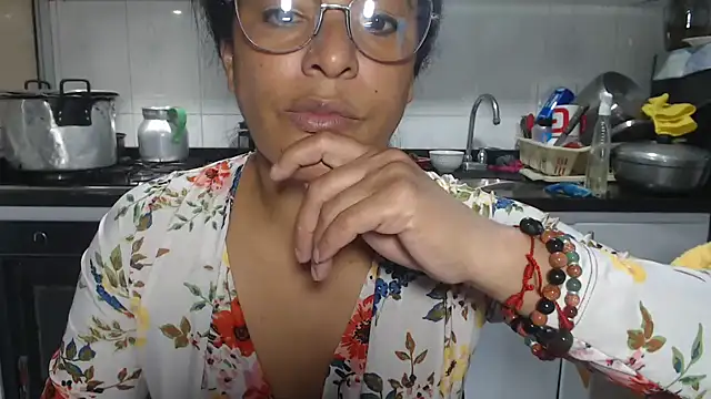 kateleyagrey online show from 01/08/26, 08:11