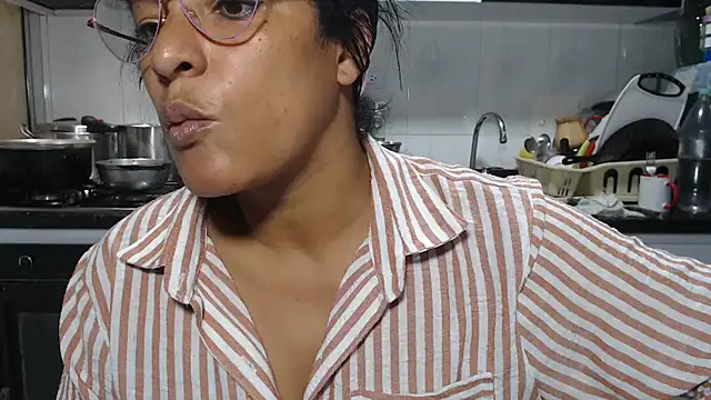 kateleyagrey online show from 02/02/26, 09:13