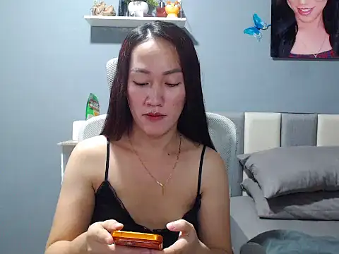 Snapshot of babysuckerxxx chatting on 07/21/26, 05:32 babysuckerxxx online show from 07/21/26, 05:32
