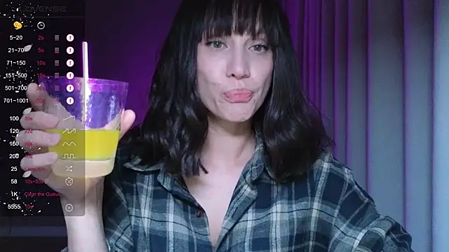 Alice Wonders online show from 10/13/25, 07:58