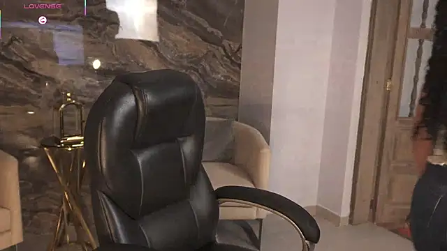 RoseFerrera online show from 10/27/25, 09:30