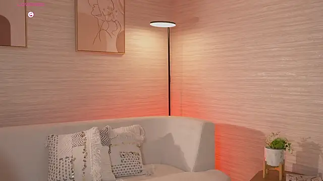 RoseFerrera online show from 05/20/26, 03:24