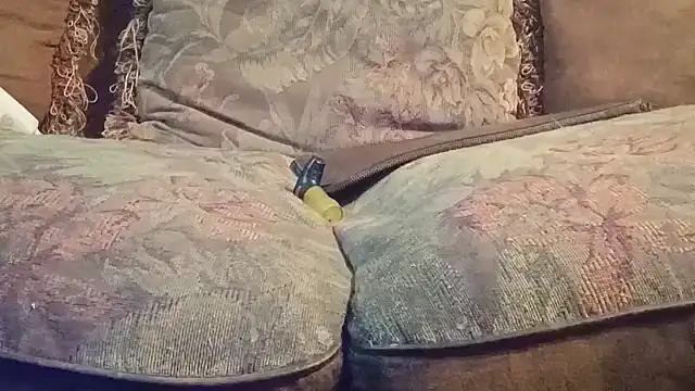 Snapshot of highstepper500 chatting on 11/05/25, 10:43 highstepper500 online show from 11/05/25, 10:43