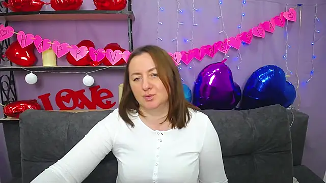 Snapshot of Abby_Taylorr chatting on 02/15/25, 01:16 Abby Taylorr online show from 02/15/25, 01:16