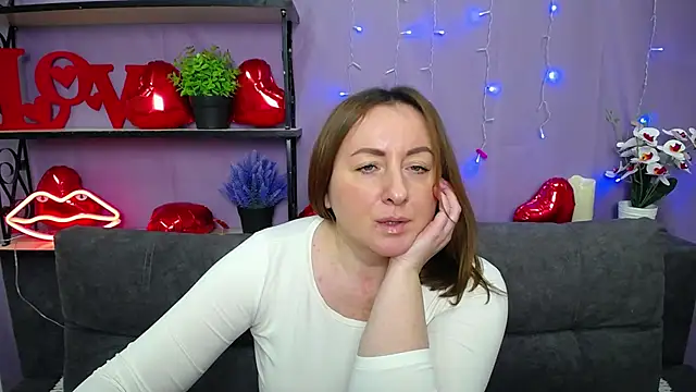 Snapshot of Abby_Taylorr chatting on 03/05/25, 08:10 Abby Taylorr online show from 03/05/25, 08:10