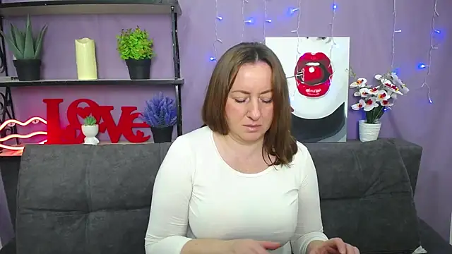 Snapshot of Abby_Taylorr chatting on 03/13/25, 07:09 Abby Taylorr online show from 03/13/25, 07:09