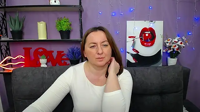 Snapshot of Abby_Taylorr chatting on 03/13/25, 04:23 Abby Taylorr online show from 03/13/25, 04:23