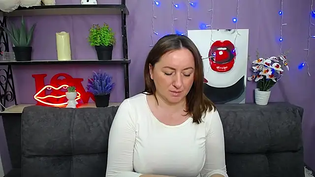 Snapshot of Abby_Taylorr chatting on 03/22/25, 10:28 Abby Taylorr online show from 03/22/25, 10:28