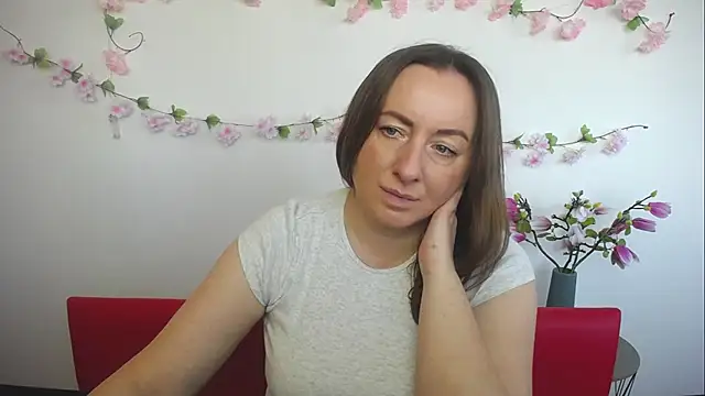 Snapshot of Abby_Taylorr chatting on 09/19/25, 06:26 Abby Taylorr online show from 09/19/25, 06:26