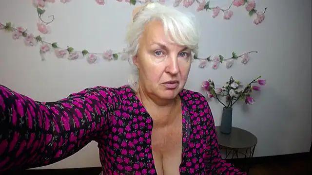 BlondyLeeBest online show from 09/19/25, 06:19