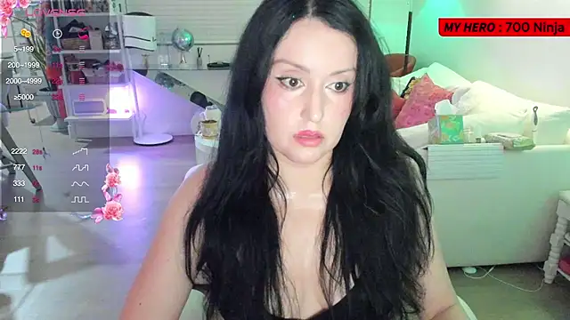 Snapshot of Vesaaa chatting on 09/18/25, 04:25 Vesaaa online show from 09/18/25, 04:25