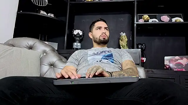 matteosantos online show from 12/15/25, 11:36