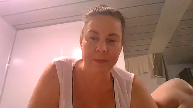 Snapshot of fulloferotic chatting on 05/02/26, 10:37 fulloferotic online show from 05/02/26, 10:37