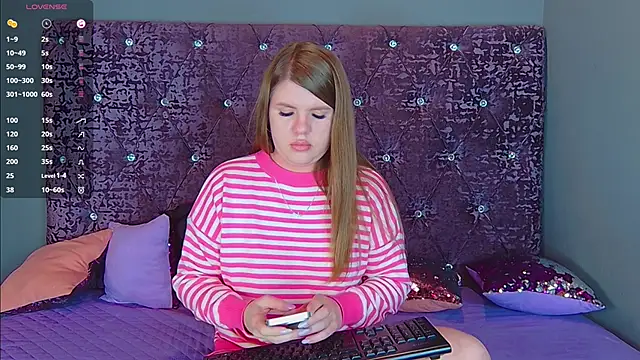 NoraBigAss online show from 12/04/24, 03:37