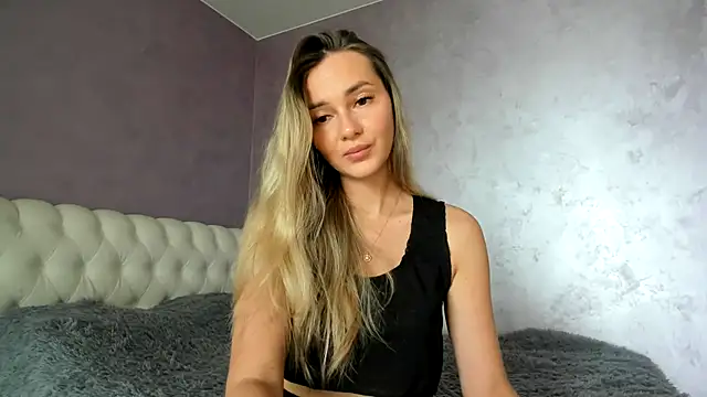  DarkRose  online show from 05/13/26, 12:35