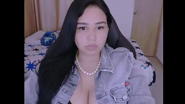 Snapshot of _anastasia chatting on 01/15/25, 08:48 anastasia online show from 01/15/25, 08:48