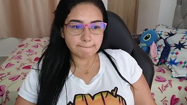 Snapshot of _anastasia chatting on 02/15/25, 06:01 anastasia online show from 02/15/25, 06:01