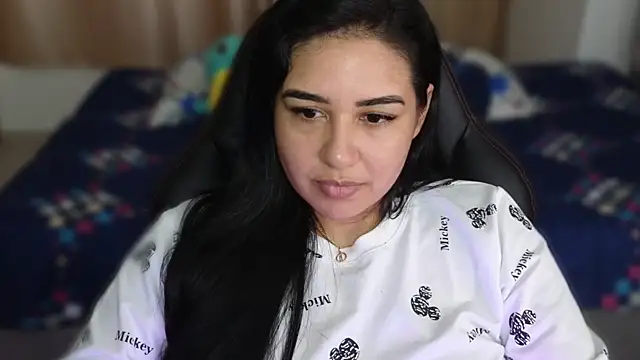 Snapshot of _anastasia chatting on 02/26/25, 11:04 anastasia online show from 02/26/25, 11:04