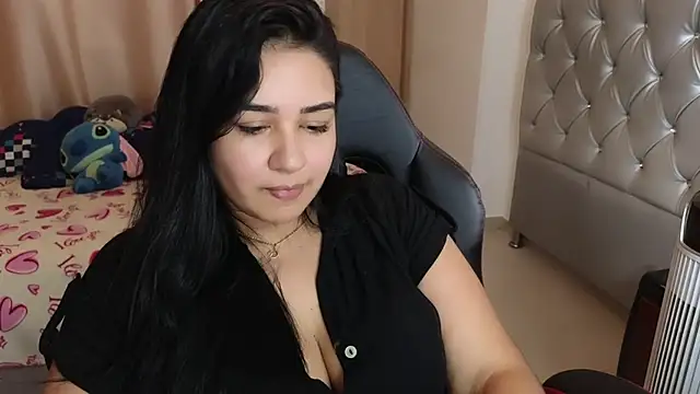 Snapshot of _anastasia chatting on 03/23/25, 12:58 anastasia online show from 03/23/25, 12:58