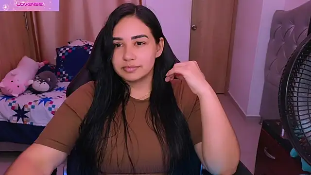 Snapshot of _anastasia chatting on 09/17/25, 08:32 anastasia online show from 09/17/25, 08:32