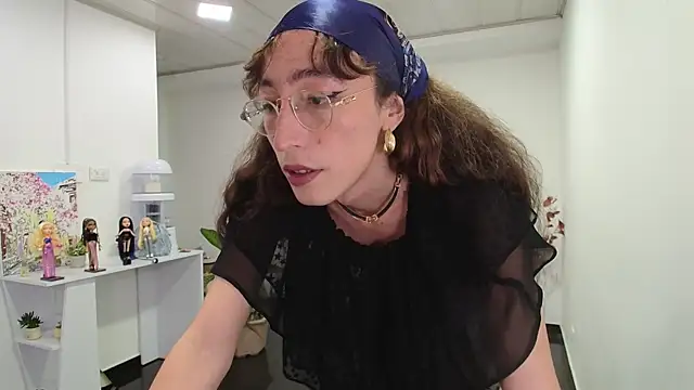 Snapshot of NicoleCortez chatting on 01/13/25, 11:38 NicoleCortez online show from 01/13/25, 11:38