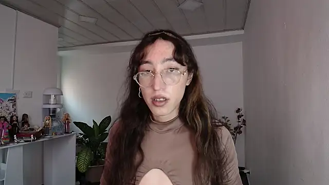 Snapshot of NicoleCortez chatting on 03/02/25, 09:22 NicoleCortez online show from 03/02/25, 09:22