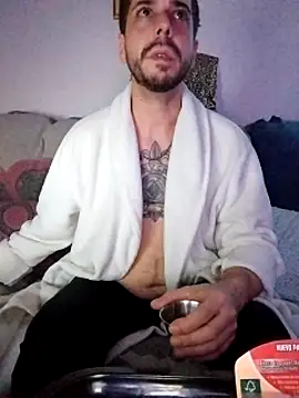 LoGaNfree88 online show from 12/05/24, 04:42