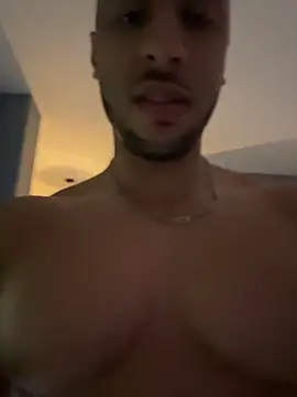 pimentfort77 online show from 11/29/25, 02:42