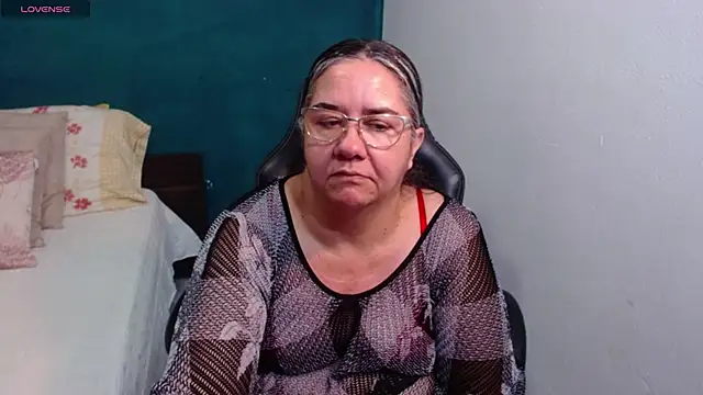 scaelettdubois online show from 04/05/26, 01:14