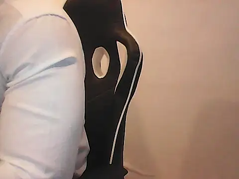 Kalel17073 online show from 06/19/26, 03:49