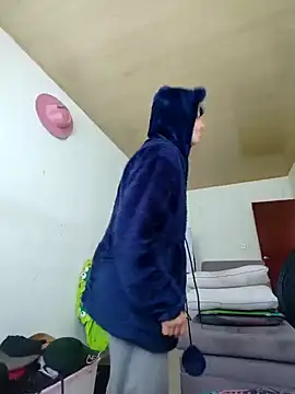 sexymarilyncolombia online show from 02/03/25, 03:17