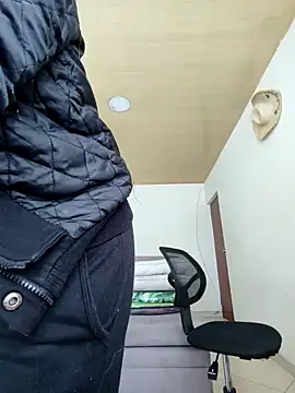 sexymarilyncolombia online show from 02/06/25, 02:04