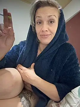 sexymarilyncolombia online show from 03/25/26, 01:22