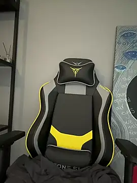 Snapshot of MariaTull chatting on 01/12/25, 03:46 MariaTull online show from 01/12/25, 03:46