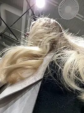 Snapshot of MariaTull chatting on 02/10/25, 02:48 MariaTull online show from 02/10/25, 02:48