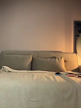 Snapshot of MariaTull chatting on 11/14/25, 06:39 MariaTull online show from 11/14/25, 06:39