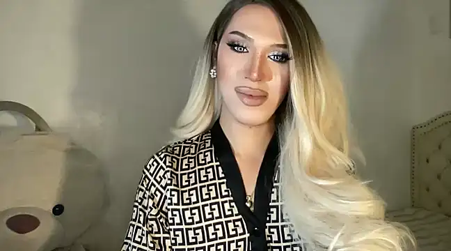 Ts glamxxxx online show from 02/11/25, 01:31