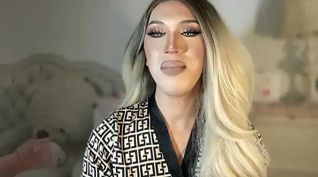 Ts glamxxxx online show from 03/06/25, 08:19