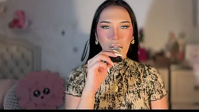 Ts glamxxxx online show from 09/15/25, 12:38